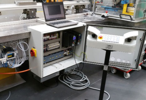 Polytech Referenz Alstom: HMI-Panel